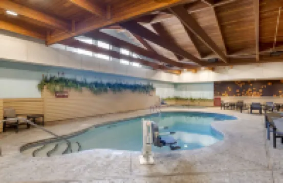 Best Western Premier the Lodge on Lake Detroit
