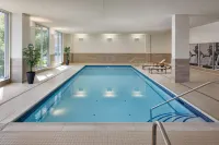 Courtyard Prince George - Pools