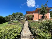 Villa in Tuscany with Private Pool & Views - 3-Star