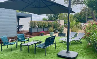Ecolodge with Heated Pool in les Mathes