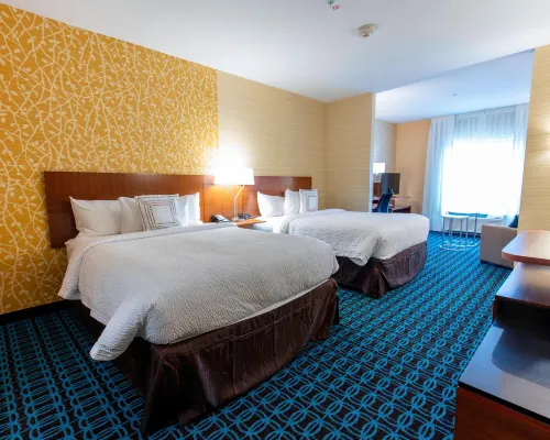 Fairfield Inn & Suites Atlanta Woodstock Hotels in Woodstock