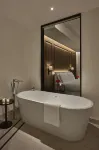 The Abu Dhabi Edition - romantis