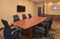 Fairfield Inn & Suites Fremont - 3-Star