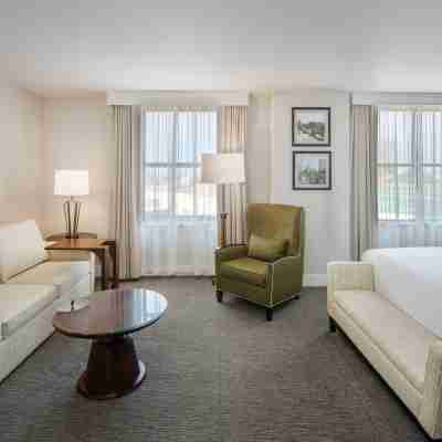 Marriott Syracuse Downtown Rooms