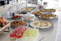 Skopelos Village Hotel - breakfast