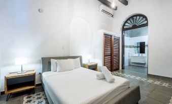 Casa Las Ruinas by Stay with Bear