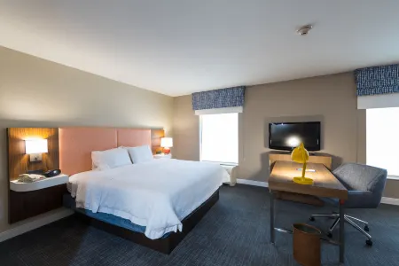 Hampton Inn & Suites Jamestown Отели в г. Бемус Пойнт