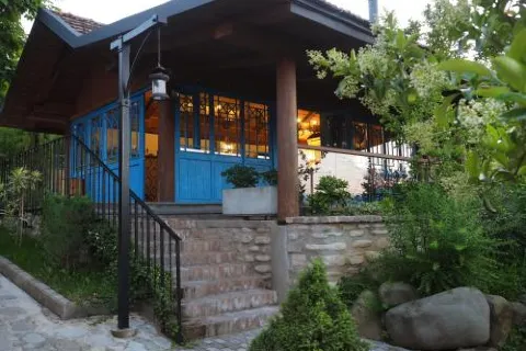 Ampelo Resort