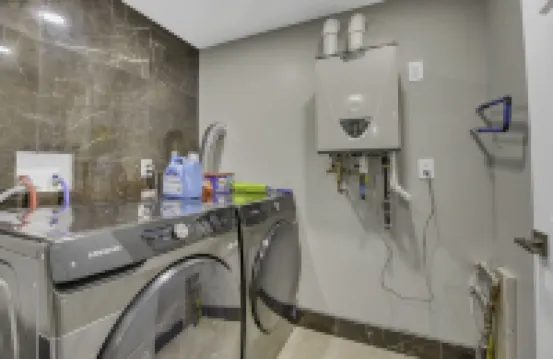 New Luxury 3 Bedroom /2.5 Baths ready to move in!