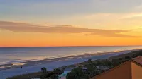 Romantic Beach Condo - spectacular ocean views - Romantic