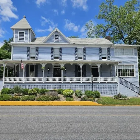 Spacious, Pet-Friendly Home Near Douglas Lake, Room for Families, Groups & Boats