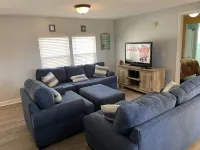 OCEANSIDE BEACH HOUSE-3 BED/2 BATH. GOLF-CART INCLUDED, 100 YARDS FROM BEACH