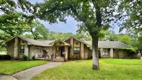Spacious & Comfortable HOME in Early Brownwood TX