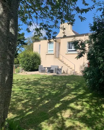 Marine gîte, ideal for a couple, between land and sea