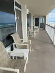 Daytona Beach Oceanfront 4 Fl Great Rates with Spectacular Views of the beach