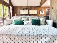 Good Friday Chalet | Walk to Village + Cranmore Mt