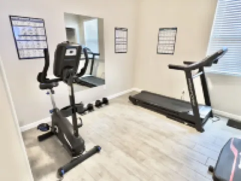 ⭐️ Western Style Casita w/ 3BR and a Fitness Room plus View to the Mountains