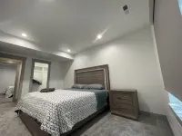 Spacious 3 Bedrooms with 2 King Beds and 2 Bathrooms