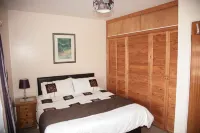 Sea View Apartment Tenby, Pembrokeshire, Wales. Near Beach, Restaurants & Shops Hotels in 