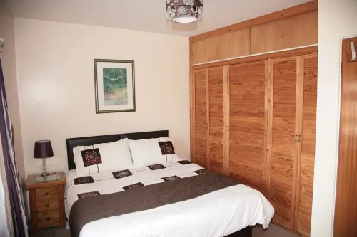 Sea View Apartment Tenby, Pembrokeshire, Wales. Near Beach, Restaurants & Shops