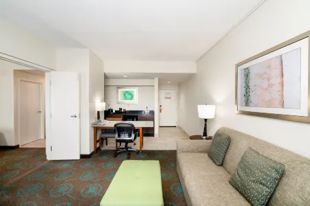 Hampton Inn & Suites Mooresville/Lake Norman Отели рядом с достопримечательностью «Trump National Golf Club Charlotte»