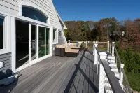 New Lake House w/ Game Room & Stunning Views