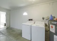 Private 2 Story Corner Home - Games Room - Spacious <br> Hotels in Greater Northdale