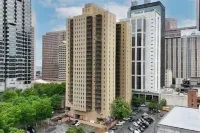 Modern 1Bd/1BA Condo - Heart of Downtown ATL