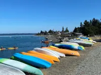 Sunrise Camano View Retreat: HotTub, Grill, Games, Pet & Family-Friendly! Hotels in Camano
