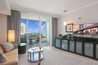 Fontainebleau III Sorrento OceanView Suite Free Valet & Spa Pass No Resort Fees! - Private Pools