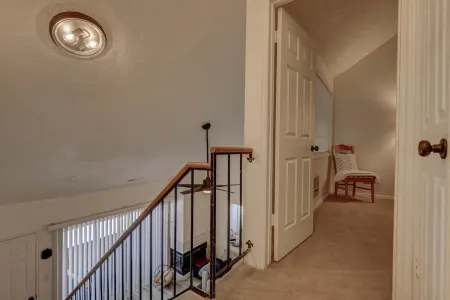 Cozy Mountain Getaway - 2 Bedroom + Loft