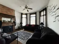Halloween Suite / 2BD/1BA Apt in Holiday House Hotels in Evansville