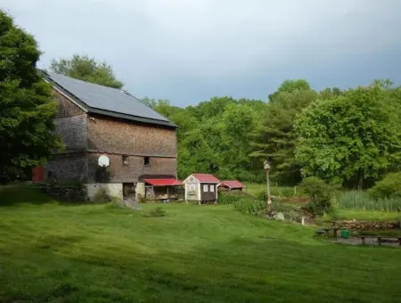 Wizard's Roost at Underhill Hollow