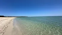 Beach Retreat - Family & Pet Friendly + only 400m from beach