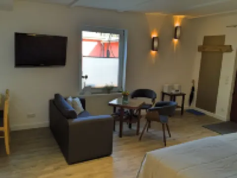 Apartment beach time, lovingly furnished, quiet location on Lake Schwerin