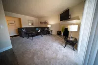 An Admirable Apartment Family Stays Welcome!