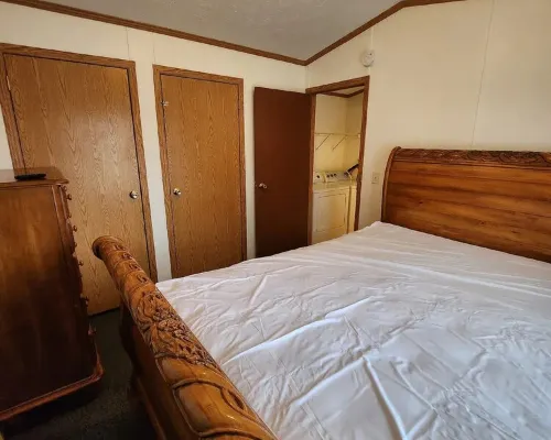Cozy little home located in the Finger Lakes Hotels in Starkey