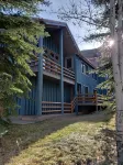 Fabulous 5 Bdrm Lower Deer Valley House, ski run views, open space, hot tub