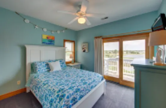 Quiet & relaxing top floor, sound-front condo, with elevator at the Outer Banks! Hotel di Manteo