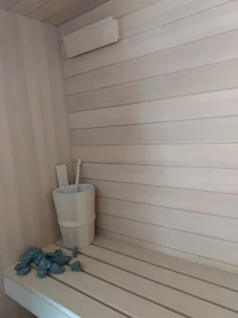 A beautiful wood and glass chalet at the edge of the Forest Отели в г. Санто-Стефано-ди-Кадоре