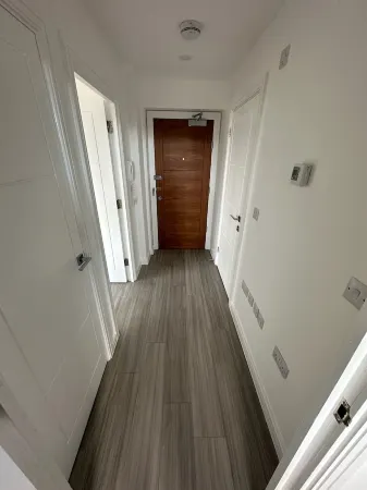 Luxury modern Apt with parking on Leigh Broadway Отели в г. Саутенд-он-Си