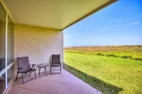 Seas the Day at Coral Cay— Minute Walk to Beach!