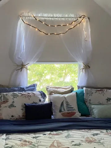 Cozy one bedroom-one bathroom /sleeps 4