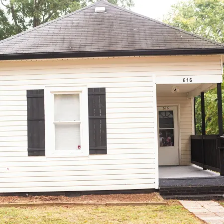 Cozy Nest Cottage in downtown Kannapolis