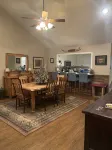 The Cow Palace! Beautiful 3/2 townhouse with a western flair! - อ่างจากุชชี่