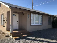 Western Slope Cozy Cottage - Home Away From Home 서스테인에이블 하이드로포닉스 & 오르가닉 가든 서플라이 주변 호텔