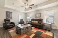 30 Minutes to Beaches and Entertainment