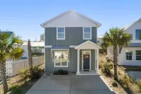 Private Heated Pool • 3 Blocks to Beach • Beach Chairs & Gear • 2 Coffee Bars