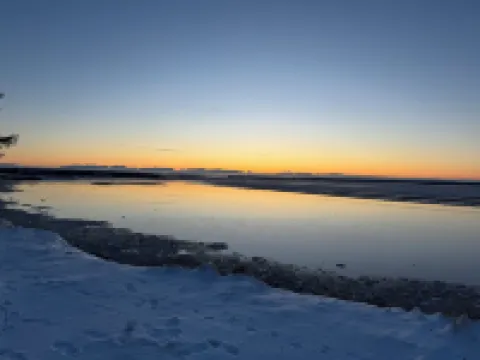 Hooked on the mouth of the Kenai! two bedroom unit with King size bed. Sleeps 6 Hoteles en Kenai