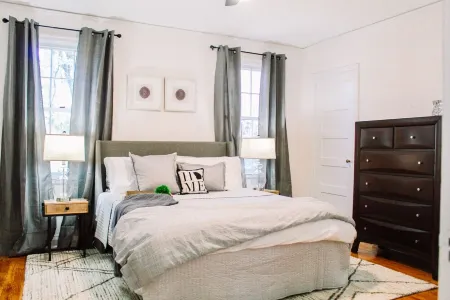 The Fabled Blue-Remodeled Guest Cottage on The Hill